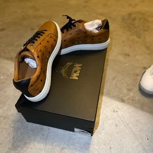 MCM size 10 . Never worn